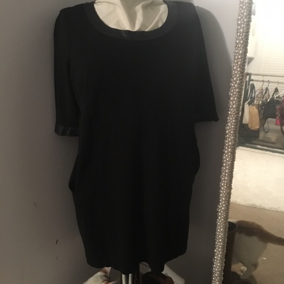 Plus size dress - Picture 2 of 5